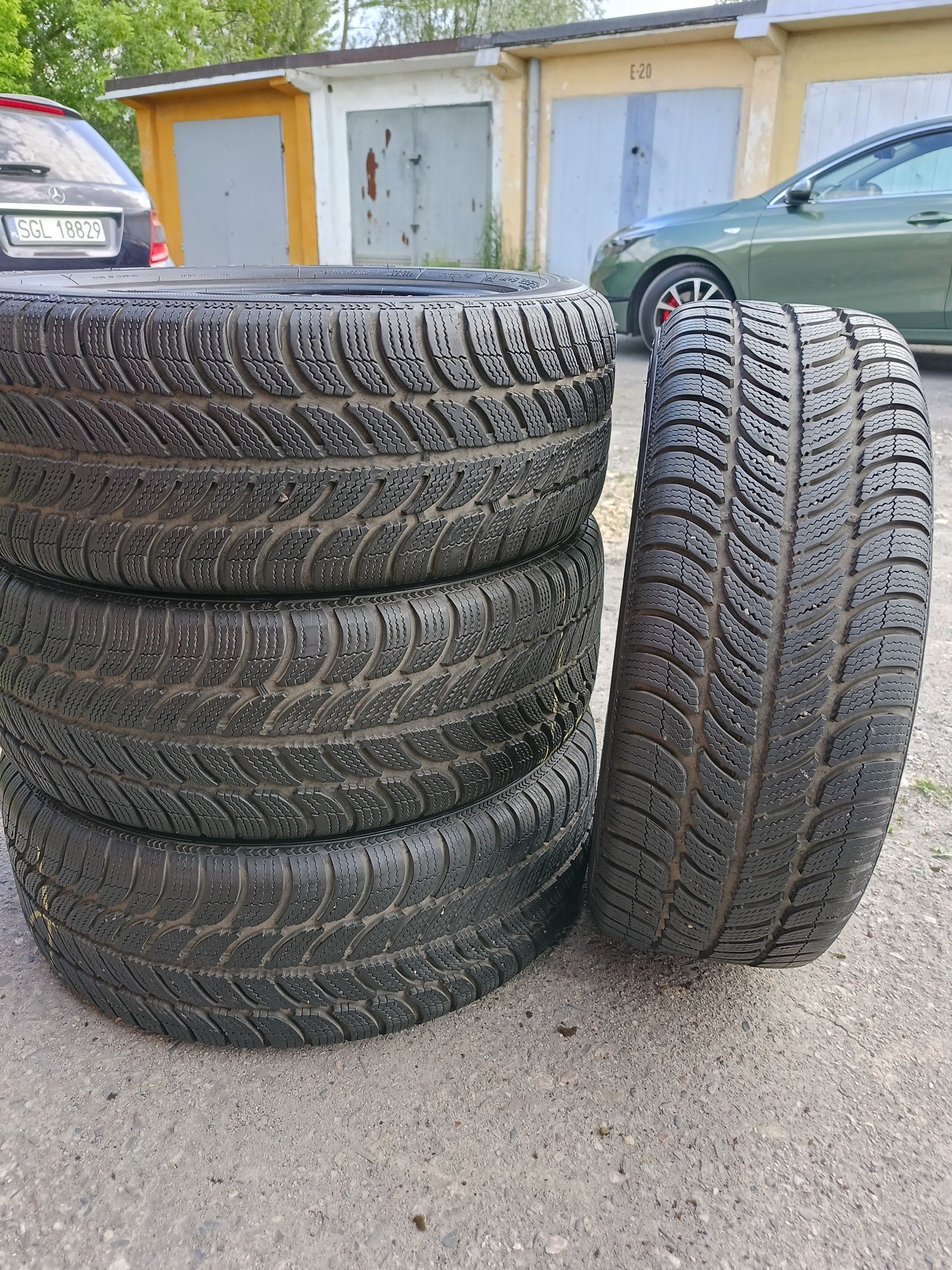 Opony zimowe 205/55 R16