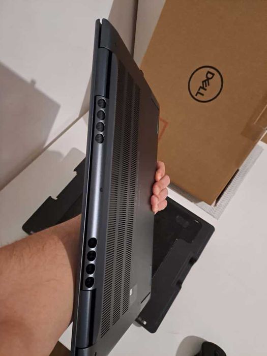 Dell inspiron 16 7610/ RTX 3050 / RAM 16GB