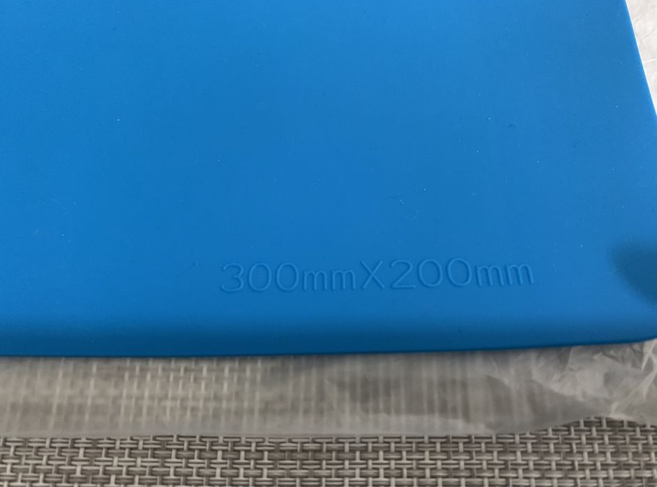 Силиконовый термостойкий коврик для пайки антистатический с ячейками