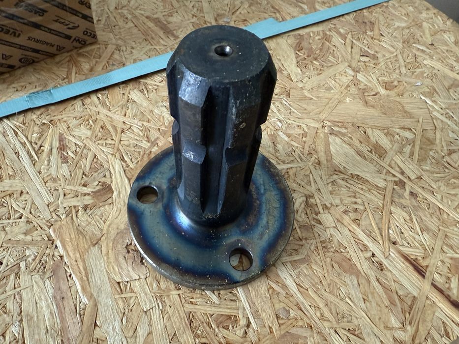 Końcówka wałka WOM New Holland TL Fiat oryginał 5158.578