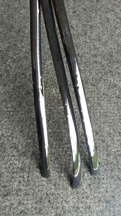 Listwa czarna samoprzylepna z klejem 12mm 100 metrów PRZECENA -83%