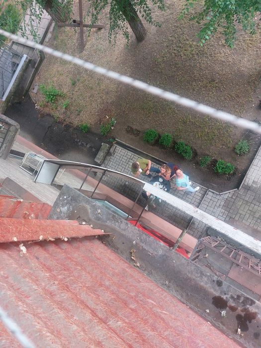 Продам барную стойку-холодильник