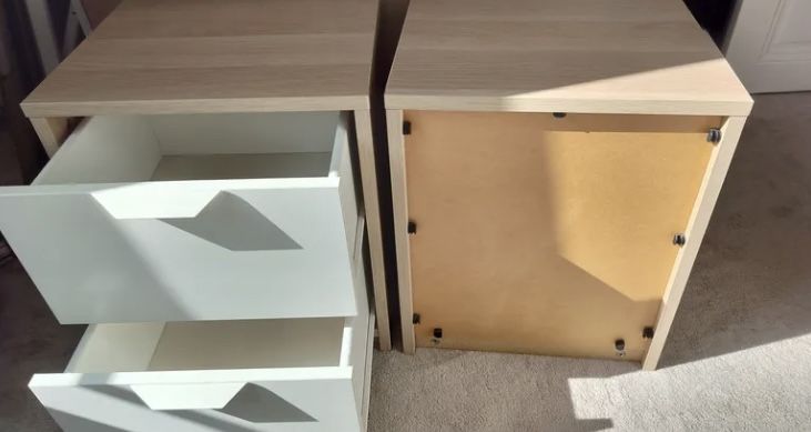 Mesinha de cabeceira