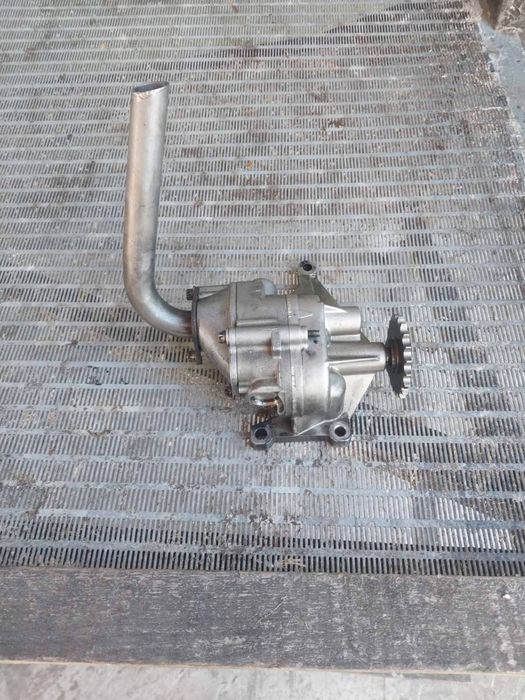 Насос масляний MB Sprinter