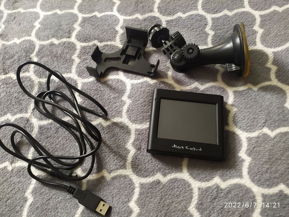 Nawigacja GPS lark