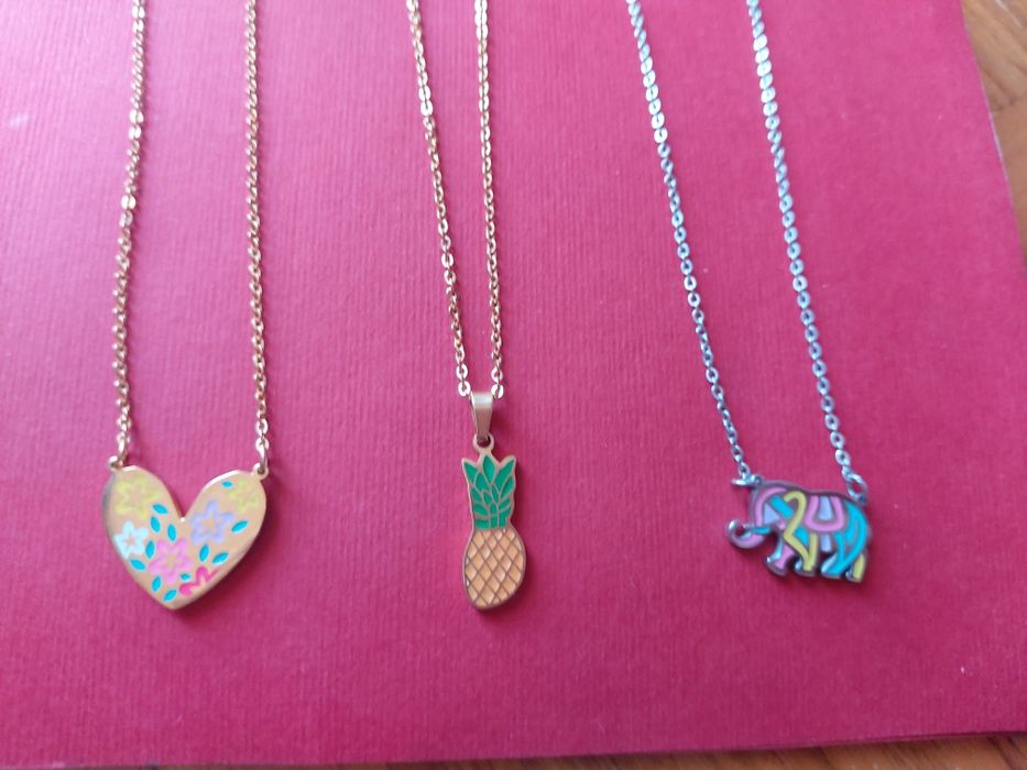 Colares aço inoxidável novos, sem uso