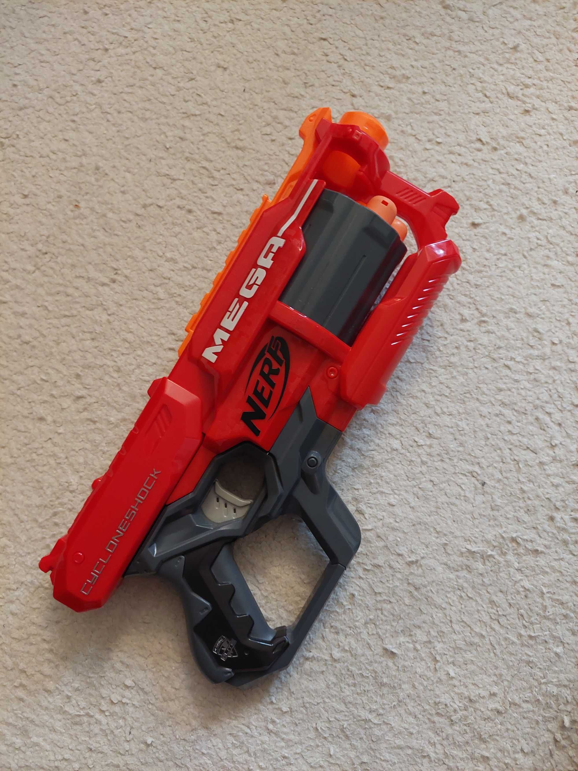 Pistolet Nerf mega