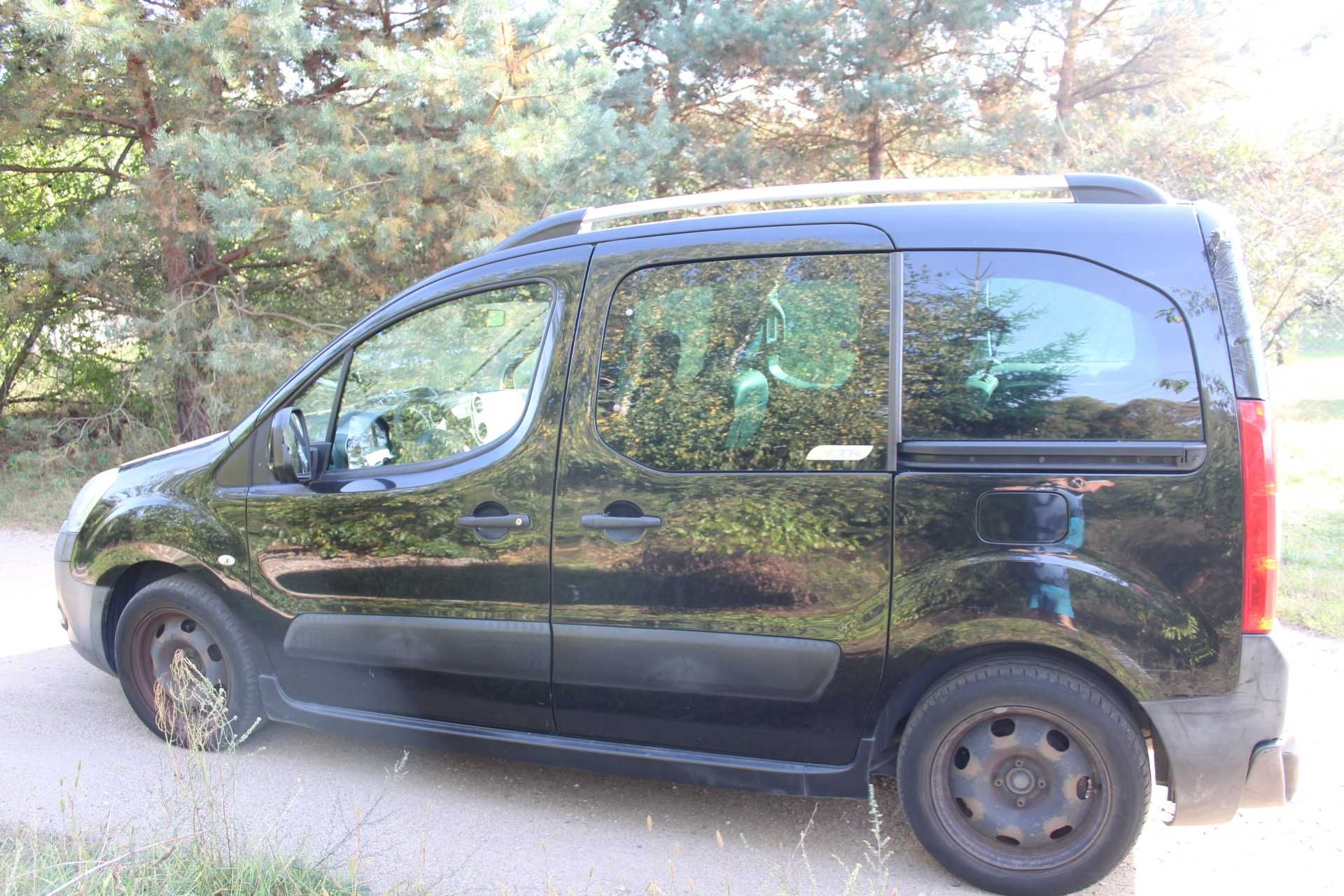 Citroen Berlingo,Peugeot Partn, Kolor EXYB*Różne kolory,cały na części