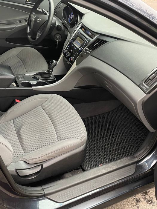 Продам Hyndai Sonata 2013