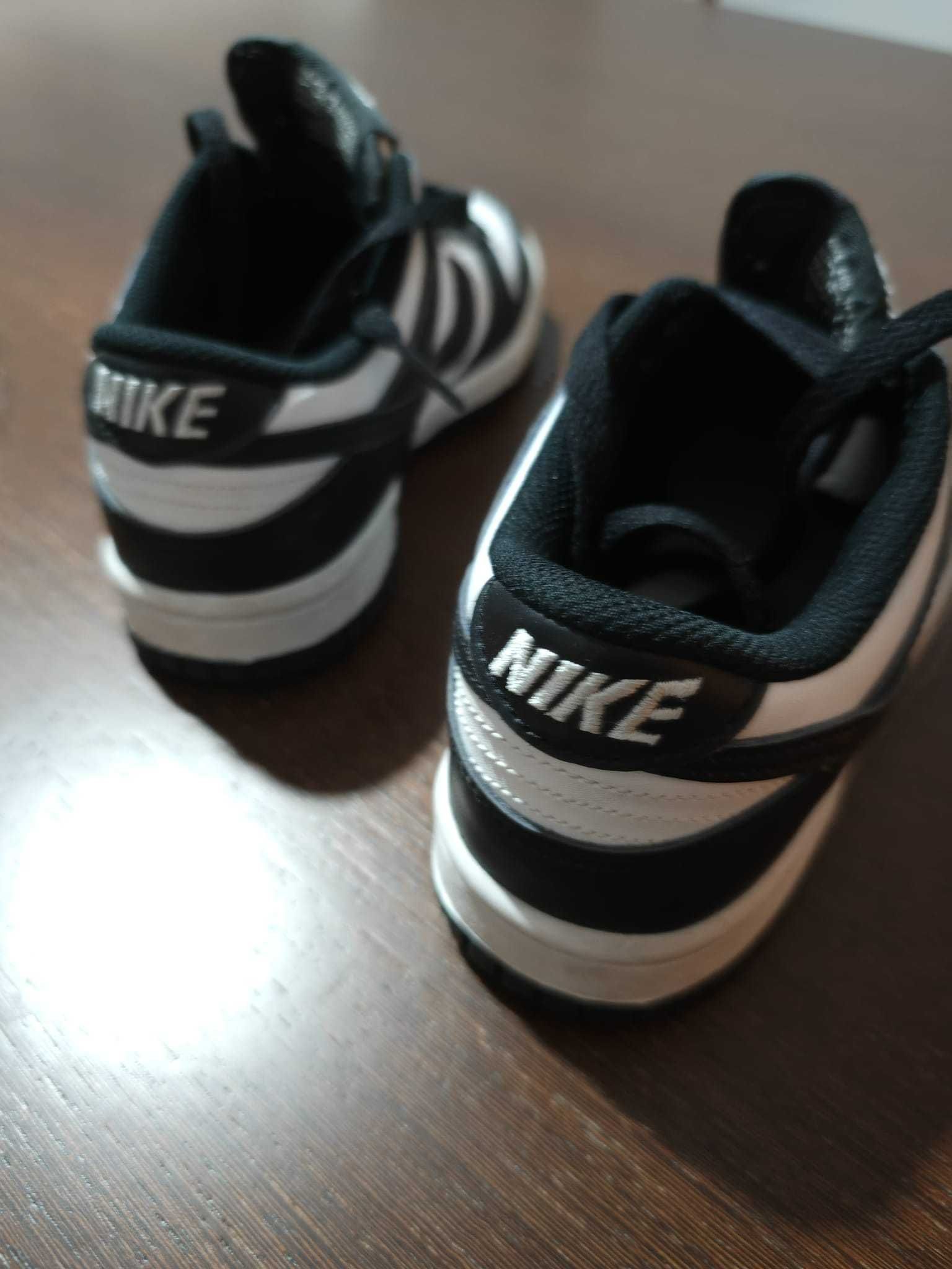 Nike Dunk Low "Panda" - Pouco Uso - Excelente Estado!