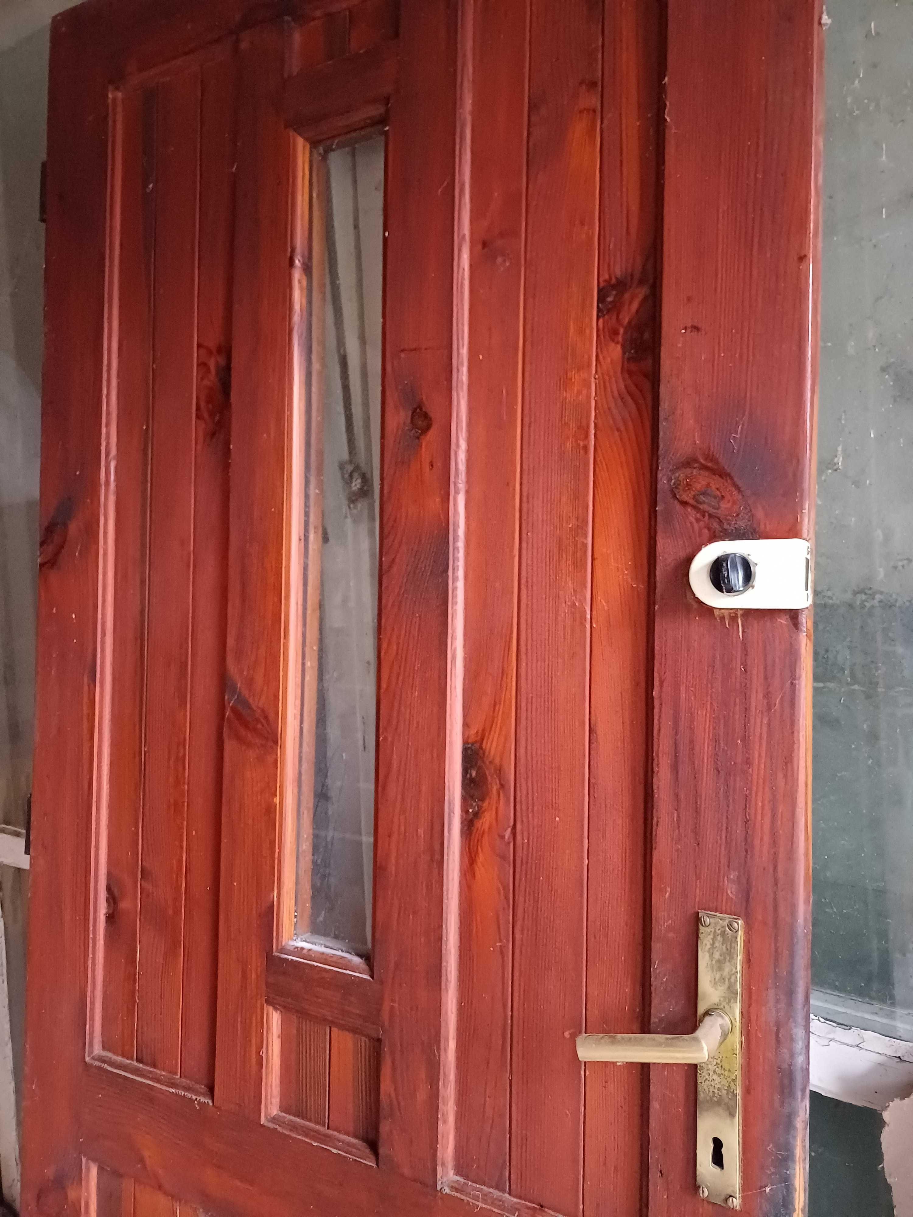 Drzwi wejściowe w dobrym stanie sprzedam