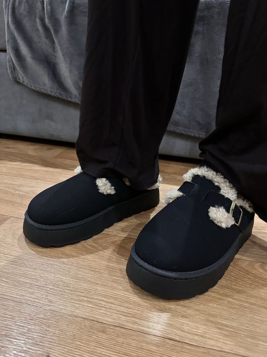 Сабо, клоги, уггі трендові на хутрі