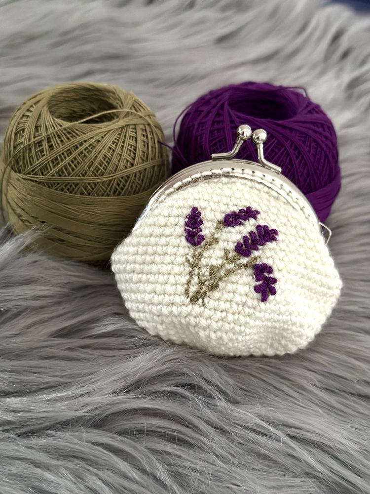 Porta moedas/ bolsinha em crochet