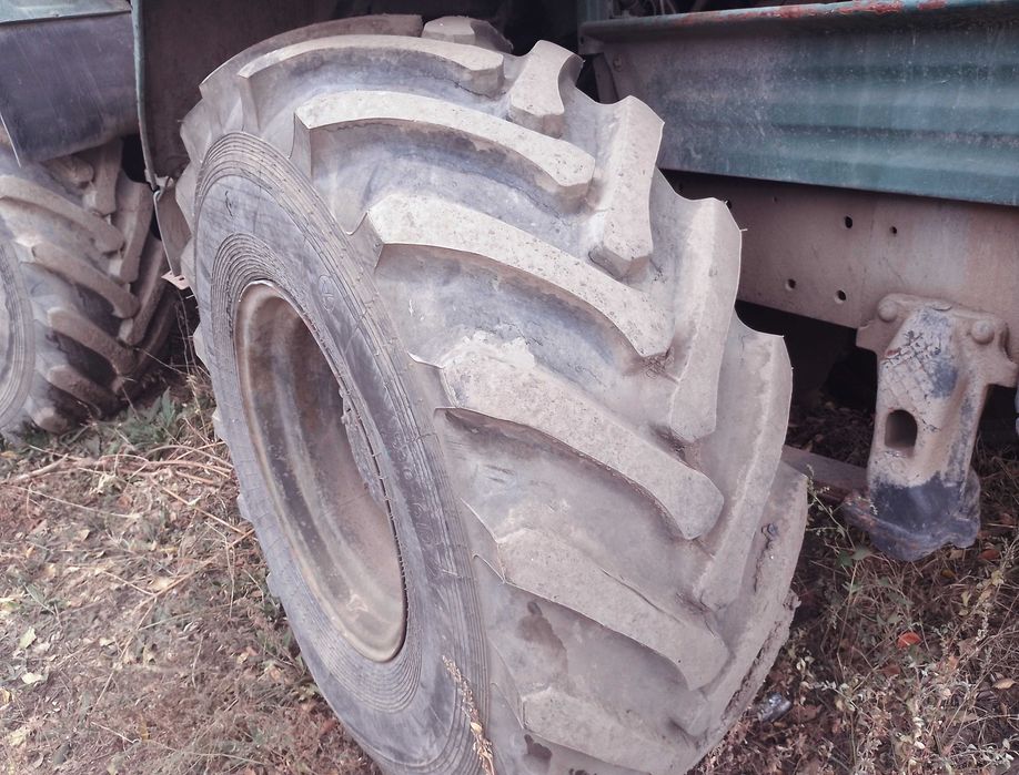 Продам трактор Т-150 з СМД-62