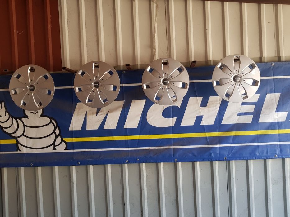 Kołpaki Audi A3-A4- R16