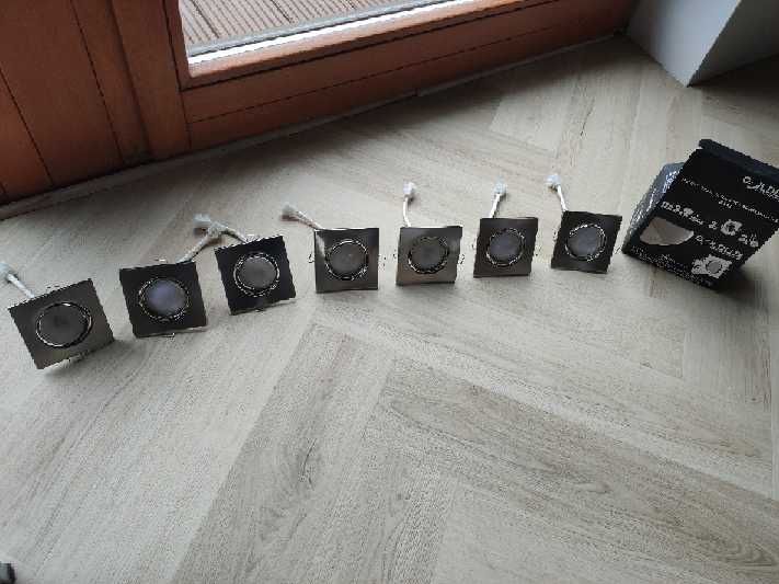 7 lampek do sufitu kartonowo-gipsowego