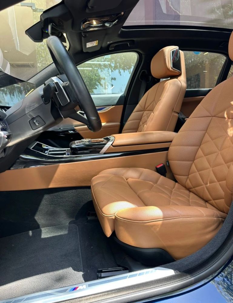 BMW i7 Ano 2023 Aceito Retomas