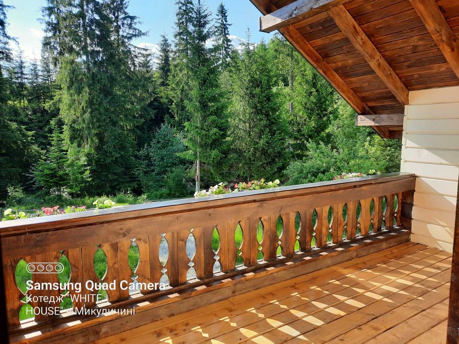 Котедж WHITE HOUSE в Микуличині на 8 осіб оренда подобово