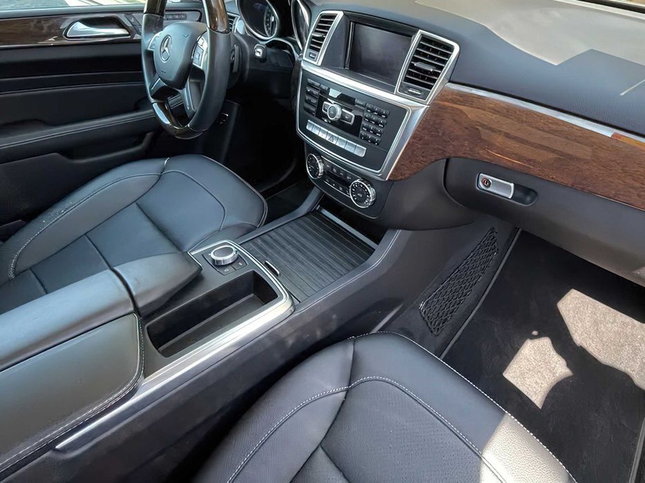 Mercedes-Benz M-Class ML 350 BlueTEC      2013