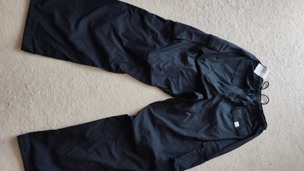 Nike Sportswear Damskie bojówki krój oversize ze średnim stanem rozm S