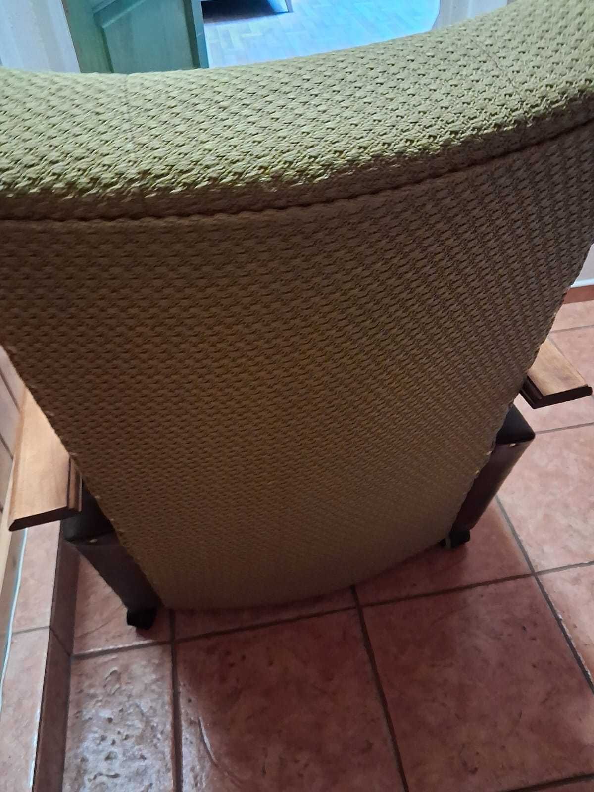 fotele tapicerowane