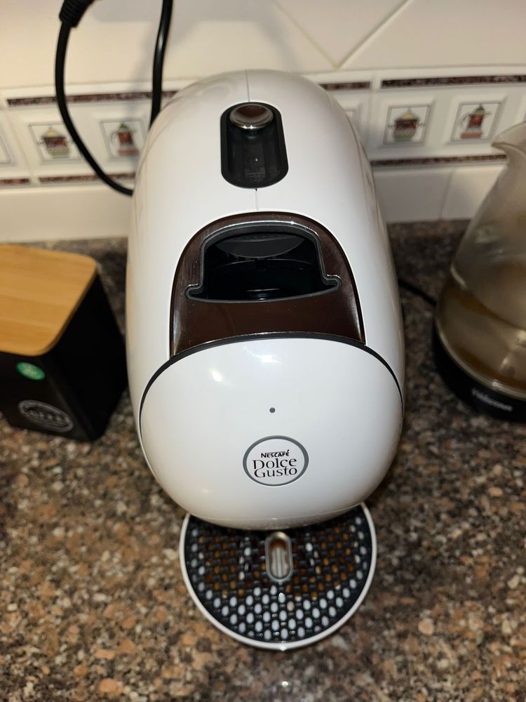 Vendo maquina dolce gusto