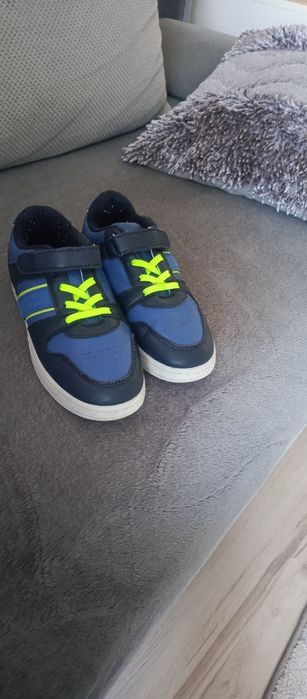 Sprzedam buty adidasy dla chłopca