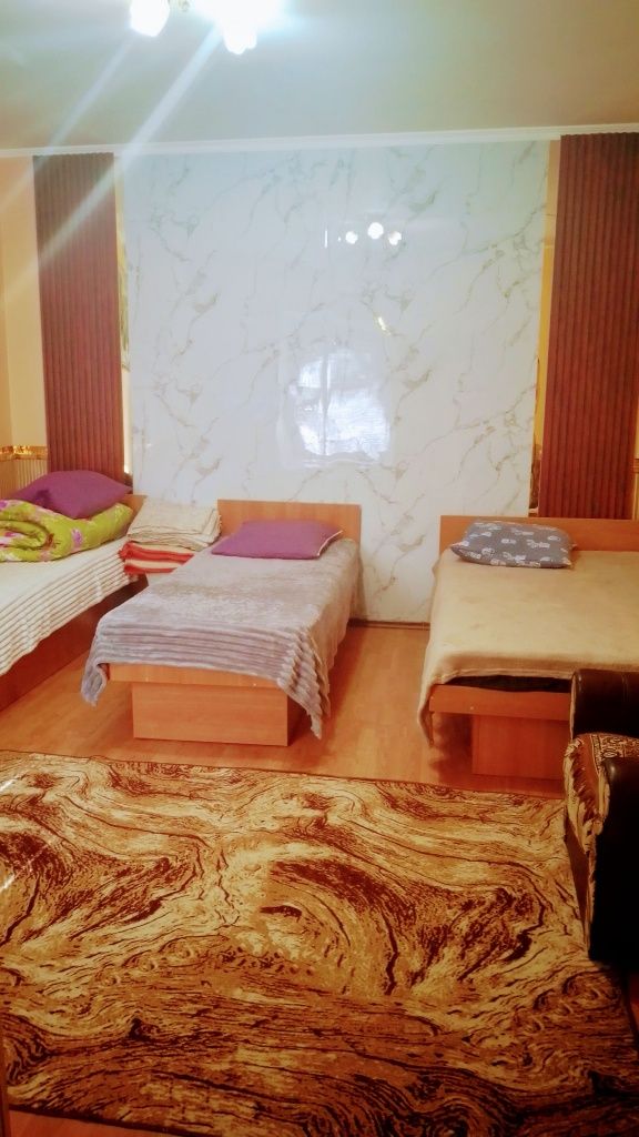 Для хороших людей 2 ком.кв.Соборная-Макдональдс, WI-FI, док 5 кроватей
