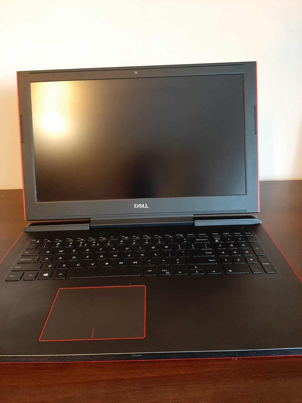 Laptop Dell Inspiron G5 5587 Laptop Gamingowy/Dla inżyniera