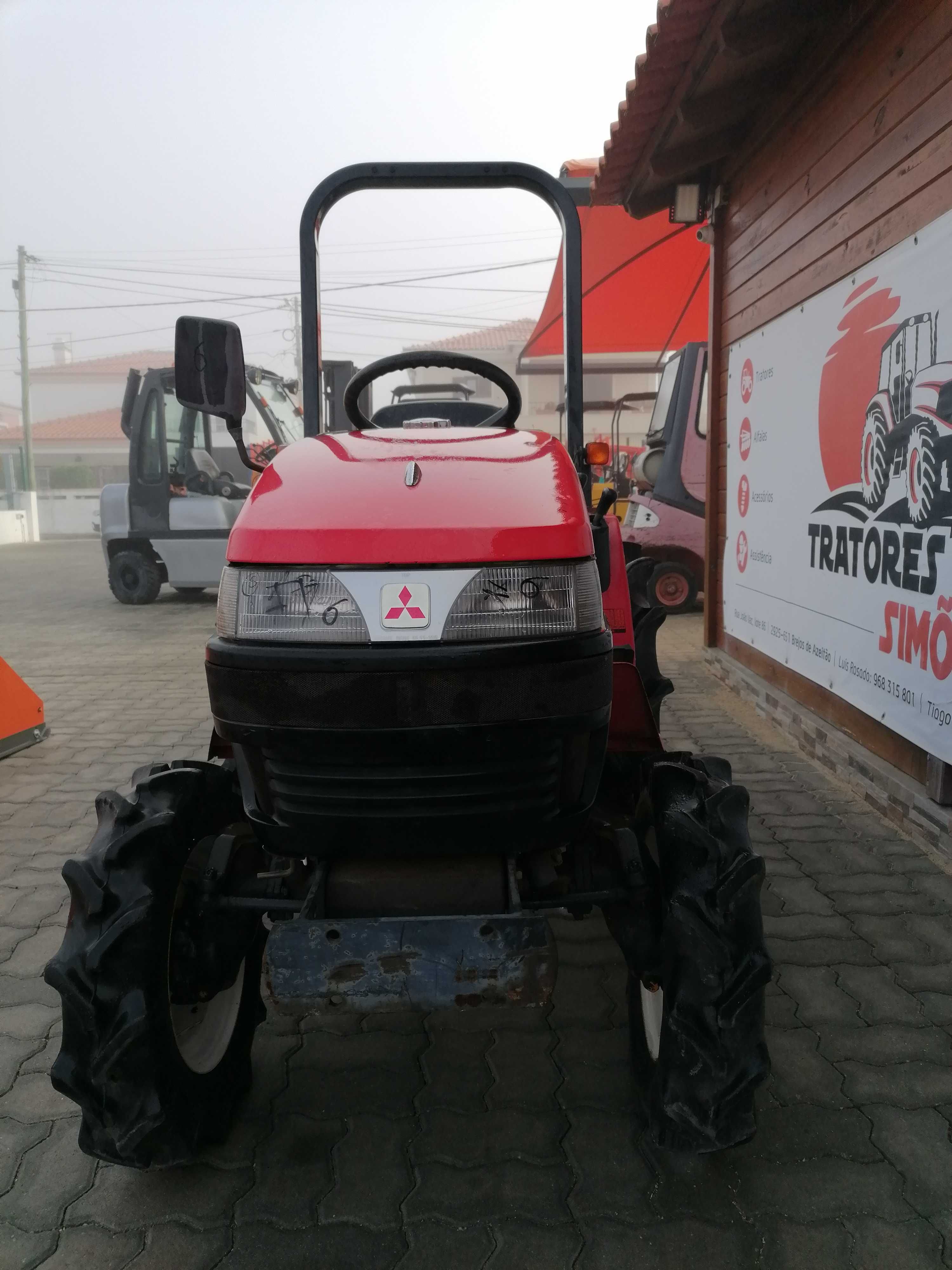 MITSUBIHI MT156, 4x4 21 cv