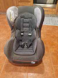 Cadeira de bebê auto