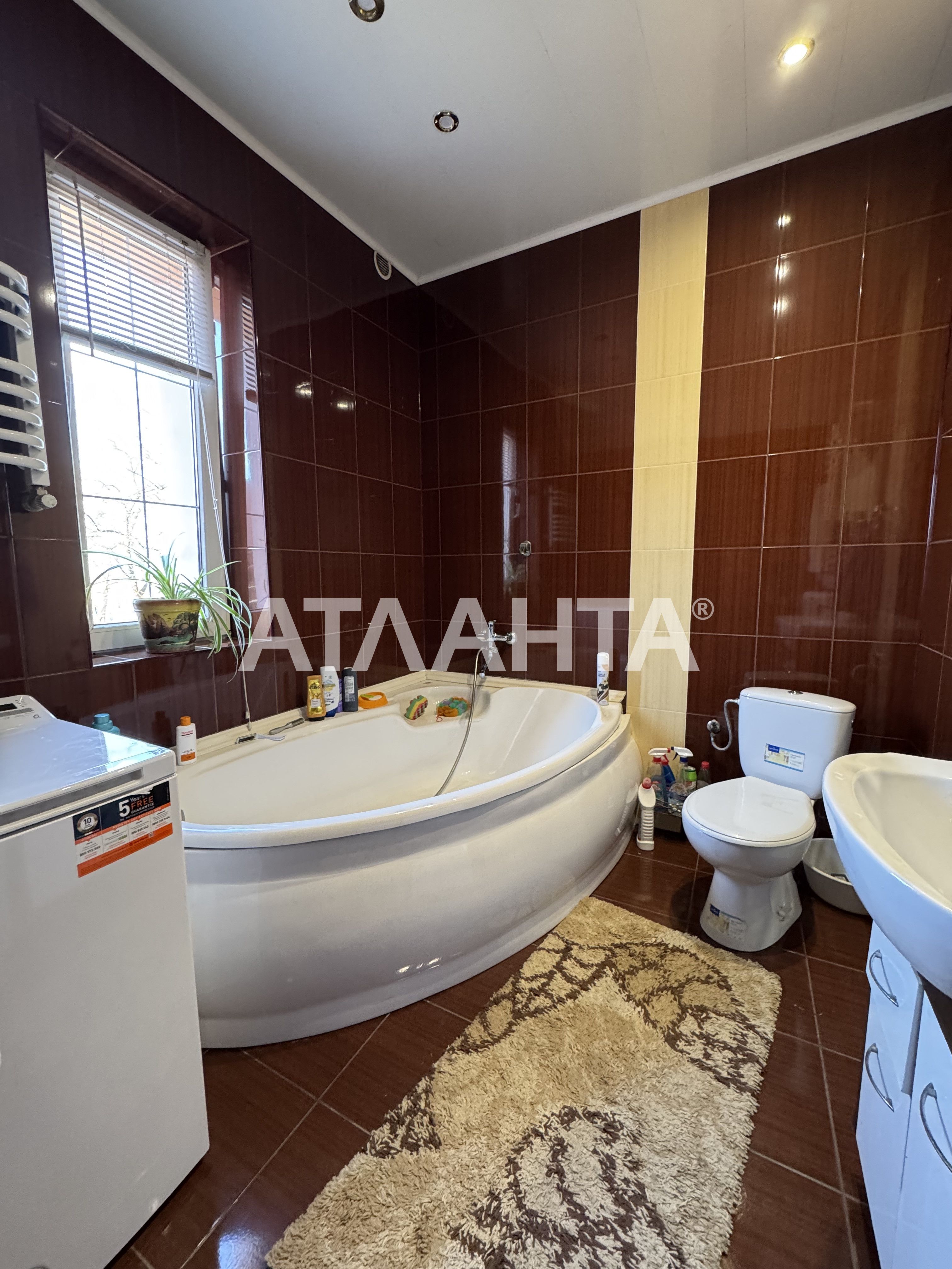 Продається  будинок близько Львова.