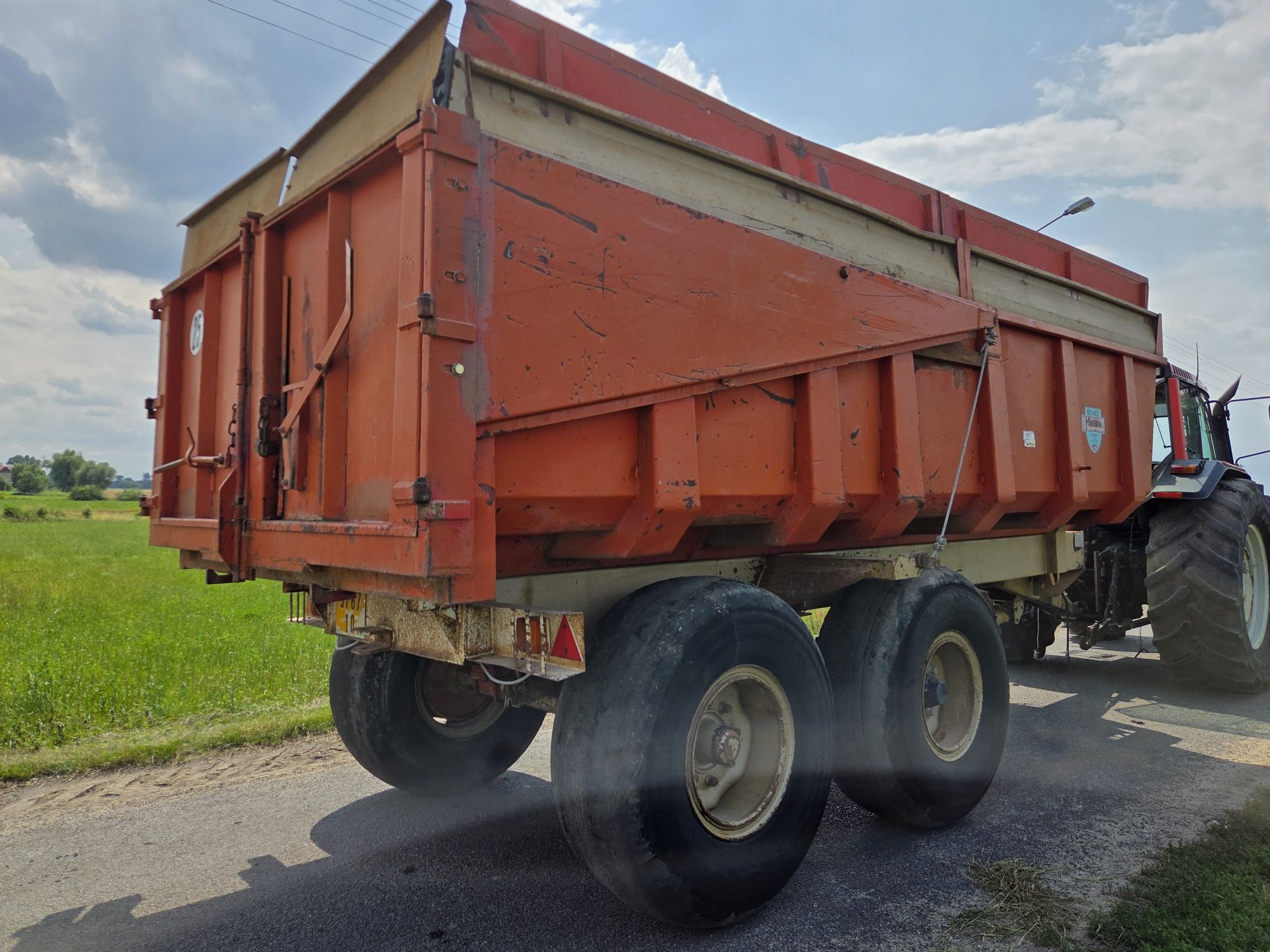 Przyczepa skorupowa  15   16 ton knapik   brimont