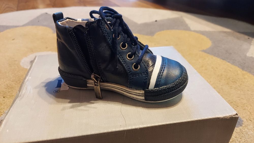 Trzewik, buty chłopięce jesienne Kornecki r. 21 skóra