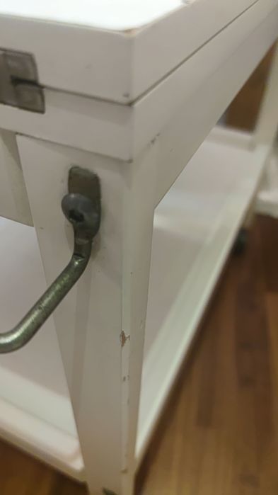 Stolik na kółkach IKEA RÅSKOG – biały, dwa poziomy, stan używany