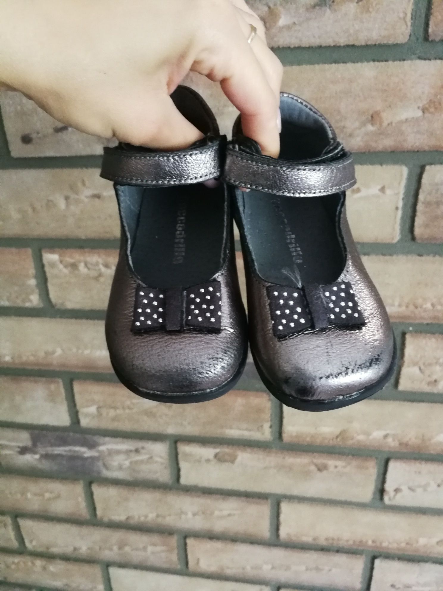 Buty dla dziewczynki Coccodrillo