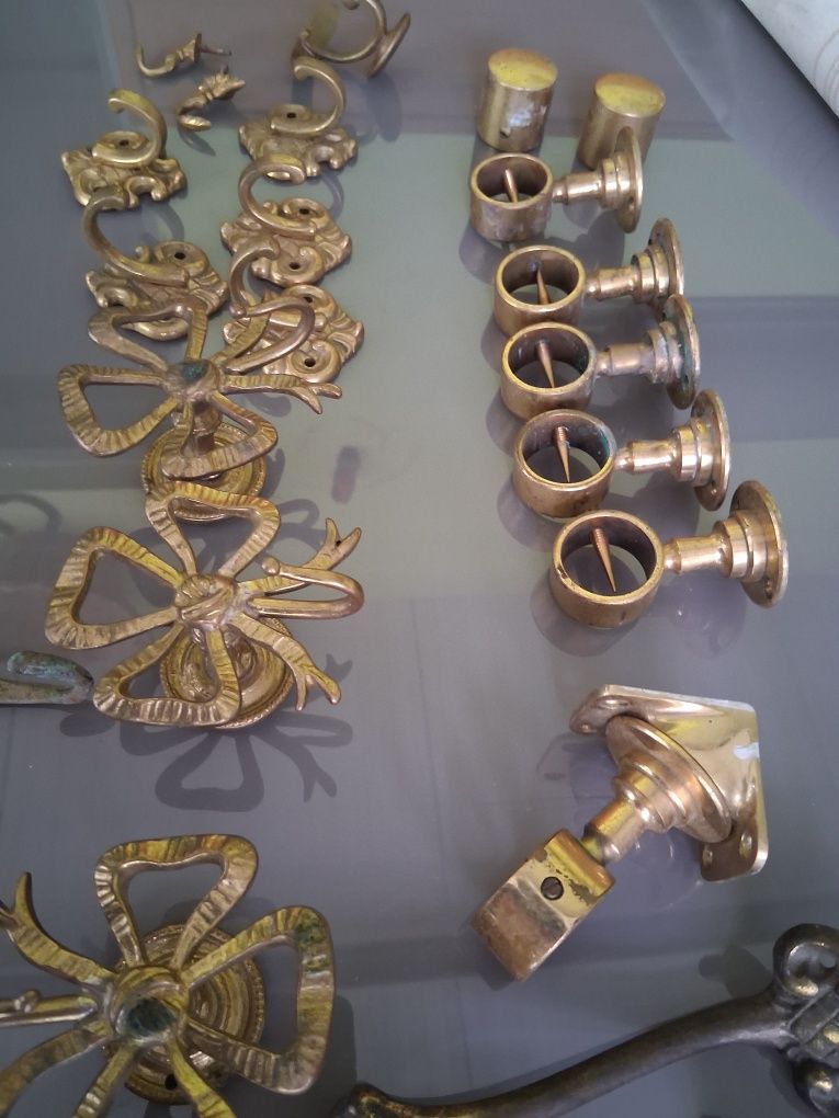 Peças antigas de decoração