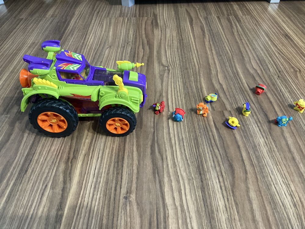 Monster Roller Super Zings plus figurki