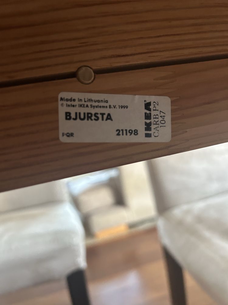 Conjunto Mesa Jantar em Preto - Modelo Bjursta + Cadeiras ( Ikea )