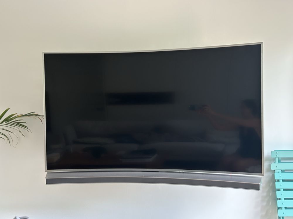 Tv samsung 65'' com coluna subwoofer e braco de apoio parede