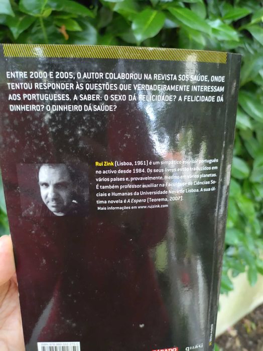 Luto pela felicidade dos Portugueses: Crónicas Benditas (Rui Zink)