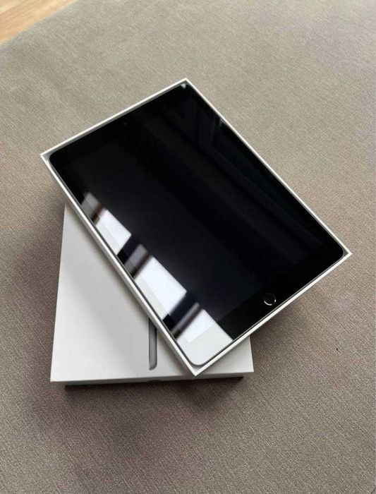 iPad 9 generacji 64GB Wi-Fi Space Gray + Apple Pencil 1 generacji
