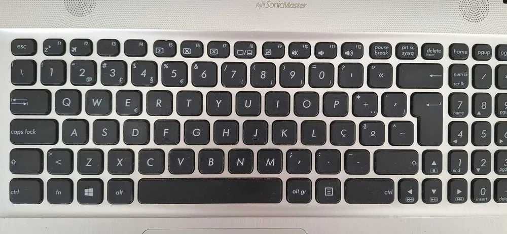 Portátil ASUS A541UJ 15.6'' – Não liga (com carregador original)