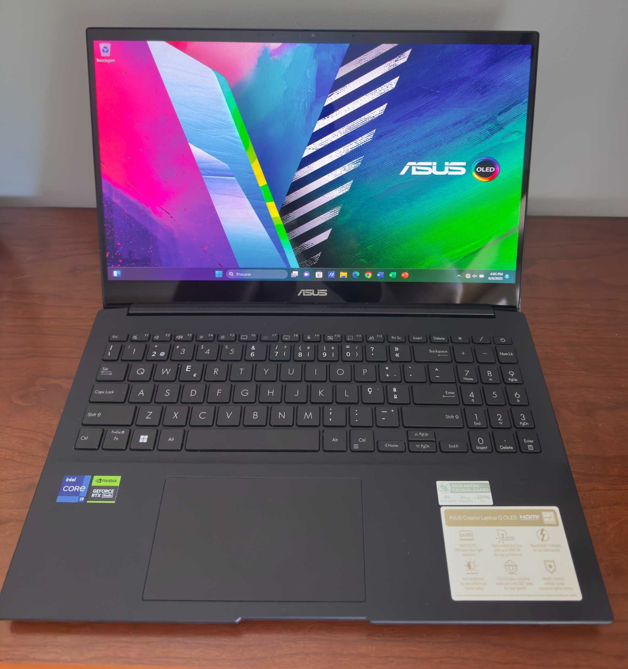 Asus Creator Laptop Q|15.6"OLED|i9-13900H|40Gb Ram|Ssd 1TB|RTX3050 6Gb