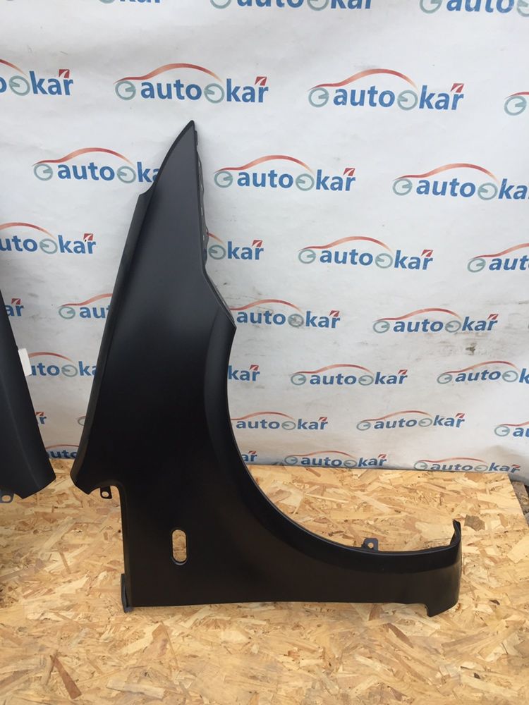 Крило Ford C-MAX / Focus C-Max ліве / праве