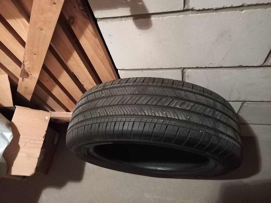 Opony wielosezonowe Michelinie