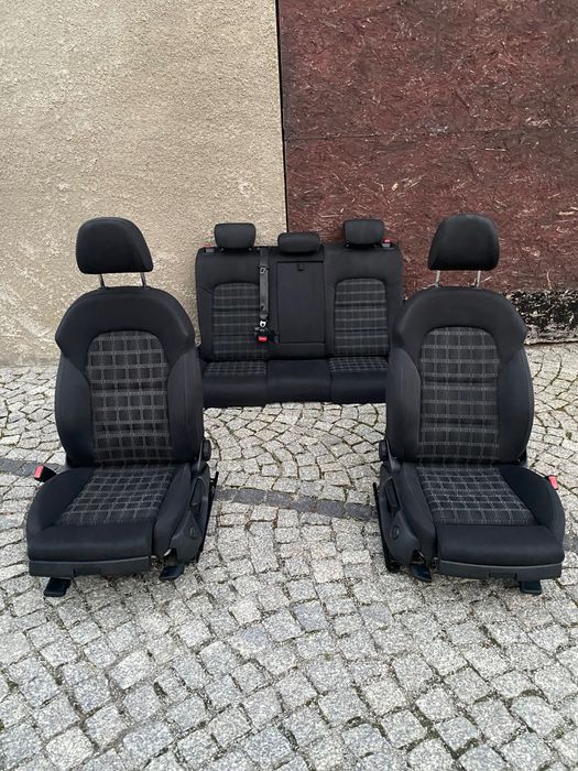 Komplet foteli grzanych Audi a4 b8