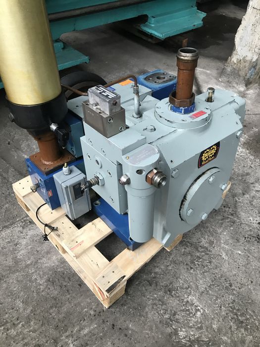 Pompa hydrauliczna dużej mocy Oilgear PVLVKR-320