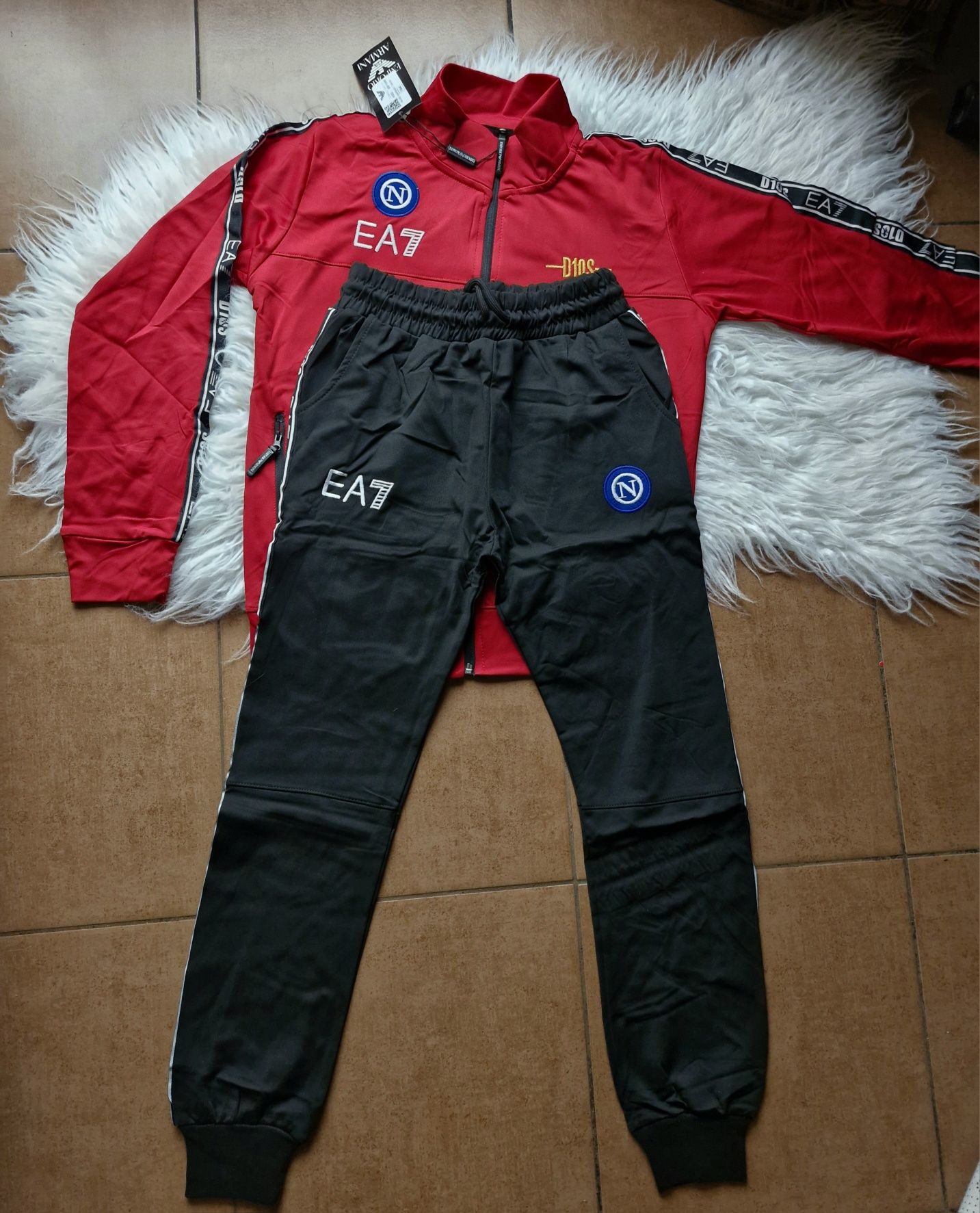 Nowy dres dziecicy czarno czerwony bawełna 164 prezent