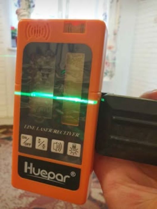 Poziomica laserowa, Niwelator 2d 360  huepar + detektor 50m.